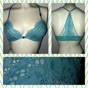 Nwt racerback vs bra